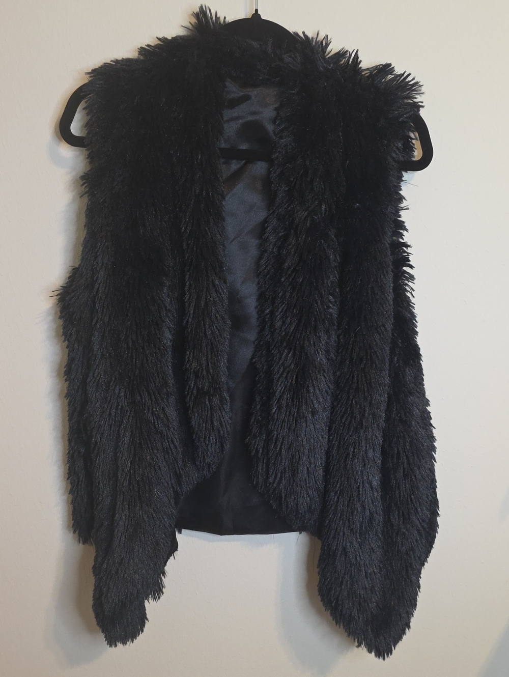 Women's Faux Fur Vest - Black